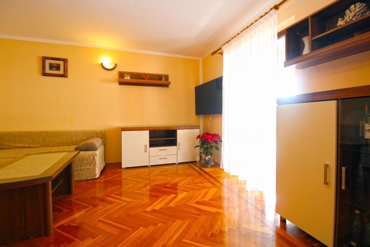 Apartment Mirela 2145 Fažana Exteriér fotografie