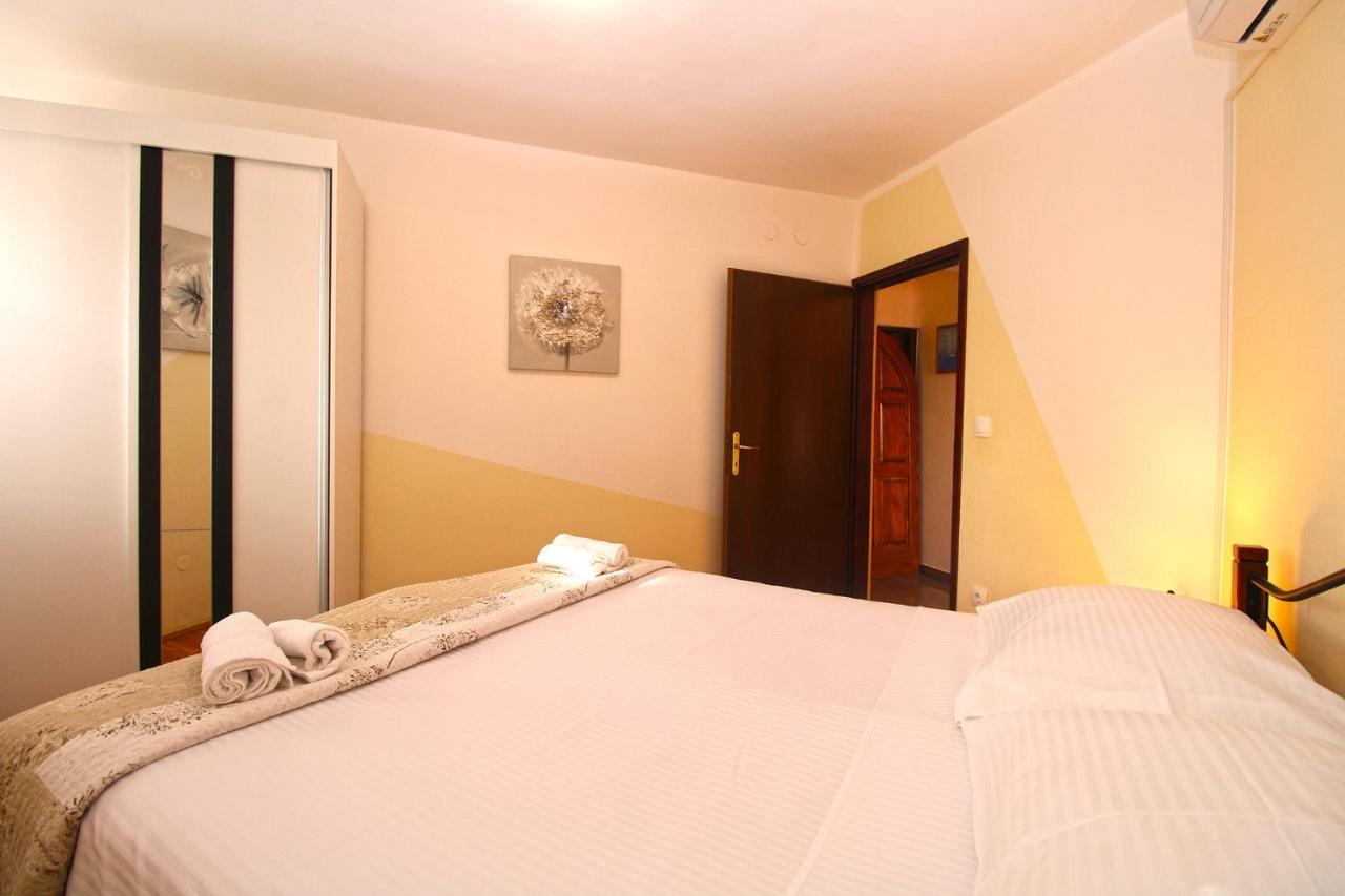 Apartment Mirela 2145 Fažana Exteriér fotografie